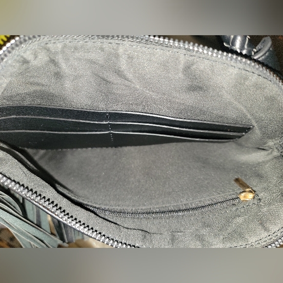 Calin Collection Wristlet - Picture 3 of 4